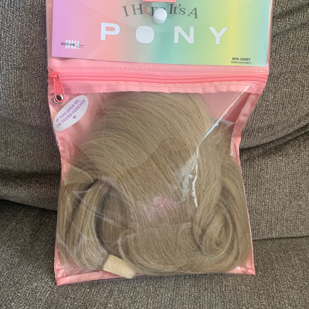 INH Miya Pony